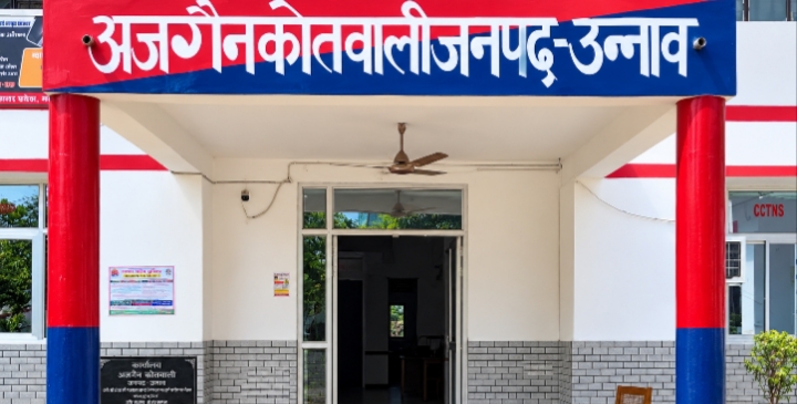 मौके पर जेसीबी चलने का आरोप